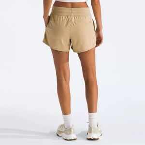 The North Face Women's Aphrodite Motion Short Khaki Stone Size L Available NWT
